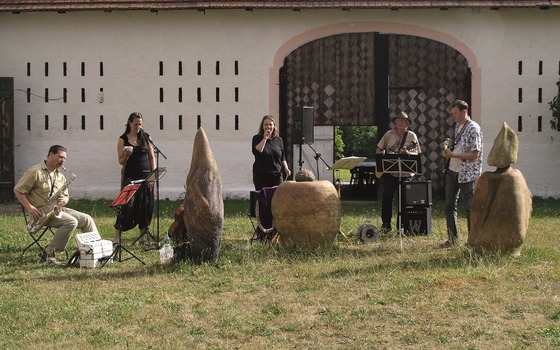 Musik auf der Wiese, Foto: Foto: Atelierhof